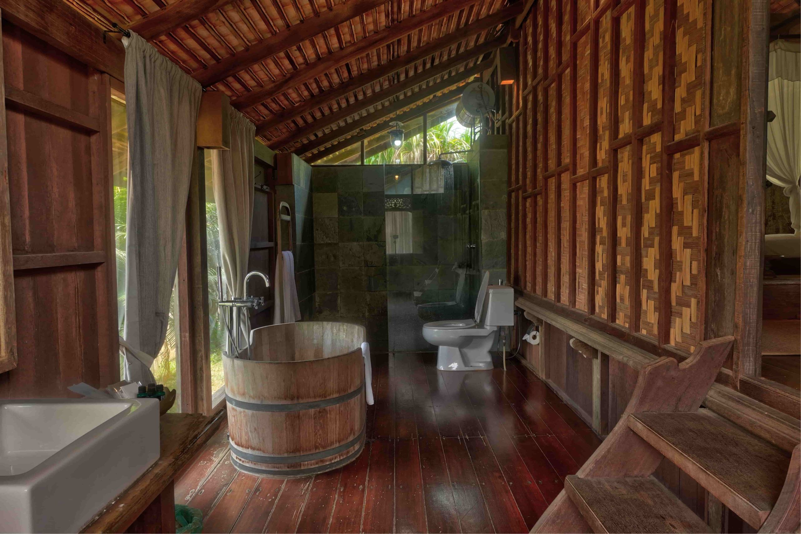 BATH 2
